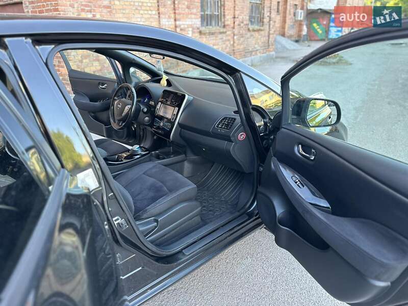 Хэтчбек Nissan Leaf 2016 в Житомире фото 19 Хэтчбек Nissan Leaf 2016 в Житомире