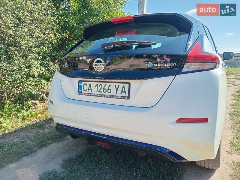 Хэтчбек Nissan Leaf 2022 в Умани фото 3 Хэтчбек Nissan Leaf 2022 в Умани