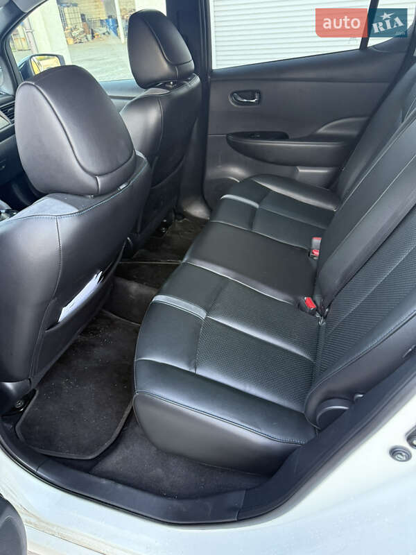 Хэтчбек Nissan Leaf 2019 в Львове