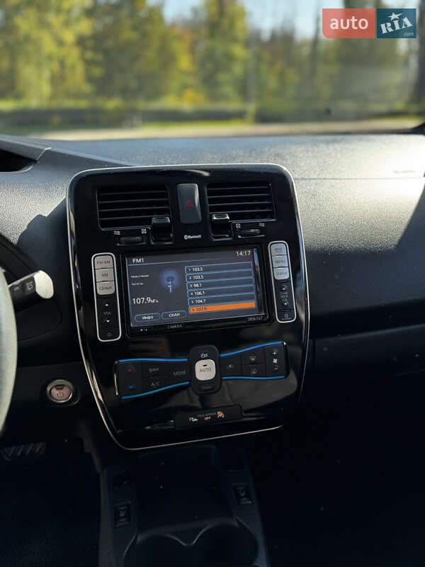 Хэтчбек Nissan Leaf 2014 в Харькове