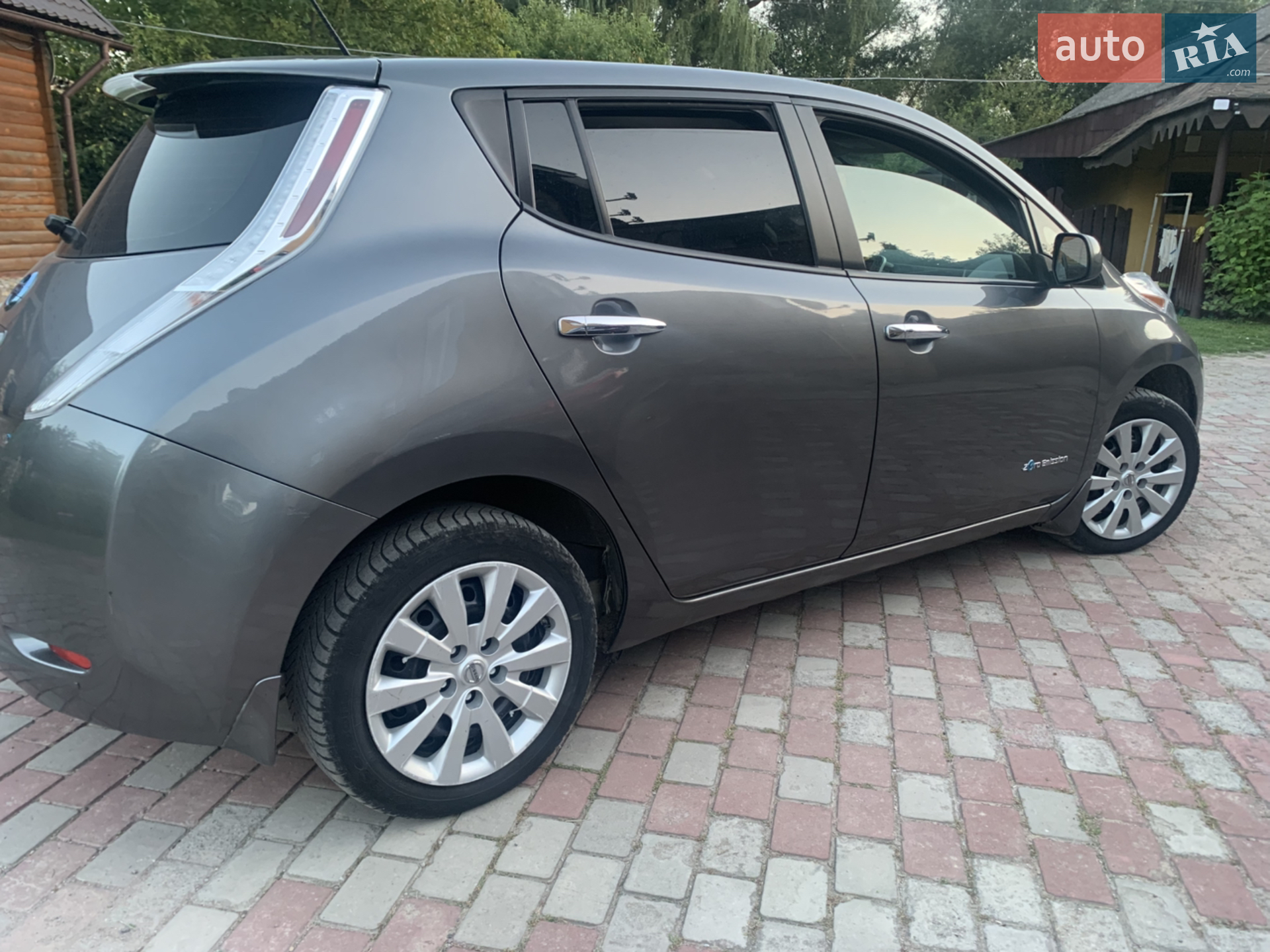 2016 Nissan Leaf - мініатюра 4