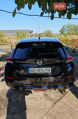 Хетчбек Nissan Leaf 2019 в Дніпрі