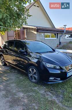 Хетчбек Nissan Leaf 2019 в Дніпрі