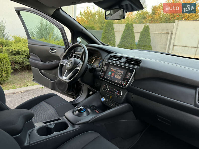 Хэтчбек Nissan Leaf 2022 в Харькове фото 32 Хэтчбек Nissan Leaf 2022 в Харькове