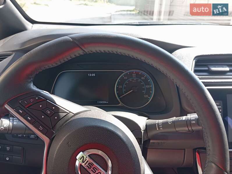 Хетчбек Nissan Leaf 2021 в Тернополі