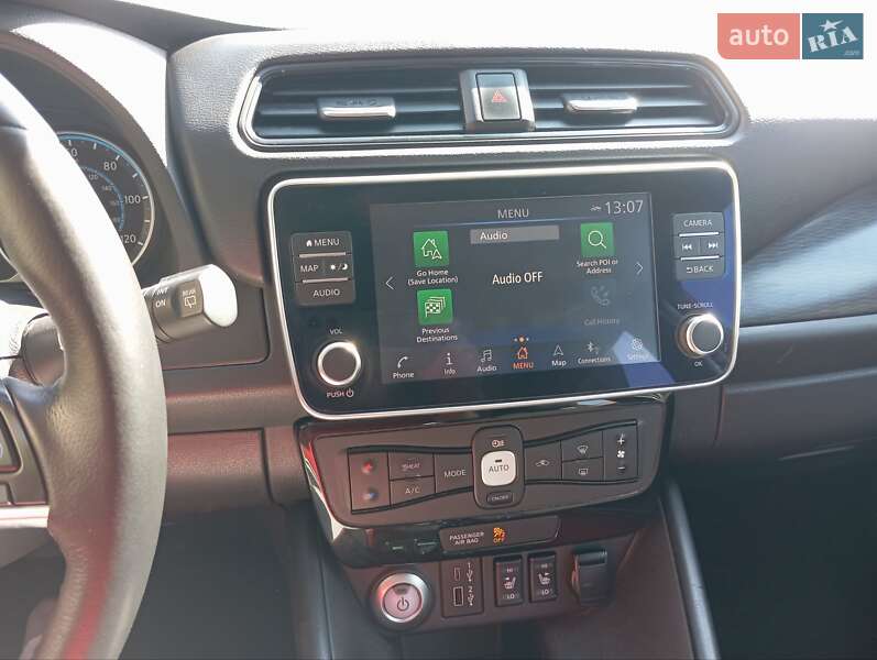 Хетчбек Nissan Leaf 2021 в Тернополі