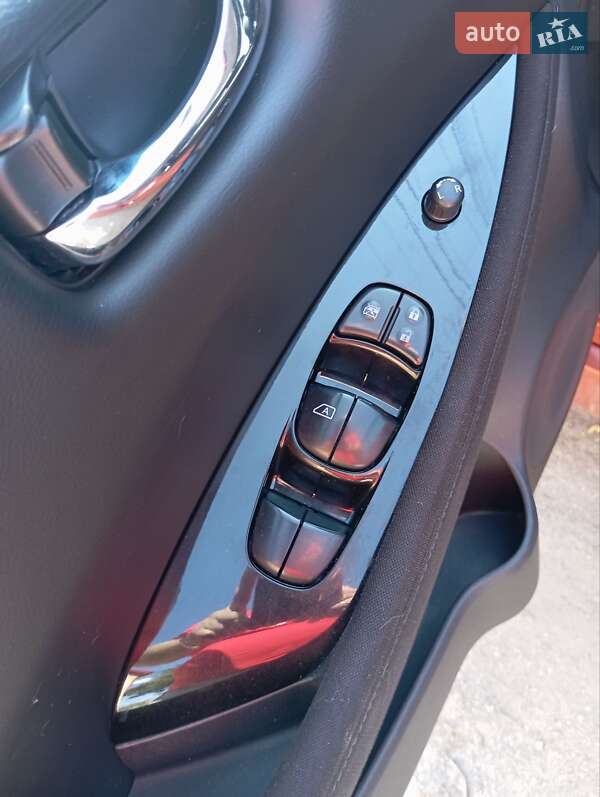 Хетчбек Nissan Leaf 2021 в Тернополі