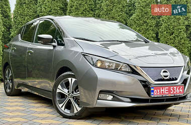 Хэтчбек Nissan Leaf 2022 в Самборе