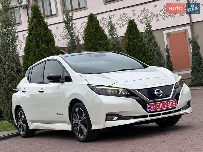 Хэтчбек Nissan Leaf 2018 в Стрые