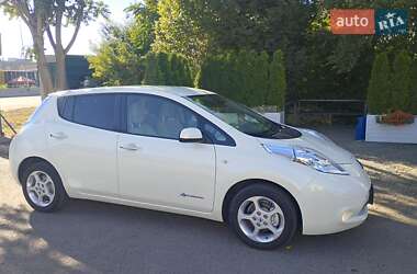 Хэтчбек Nissan Leaf 2013 в Одессе