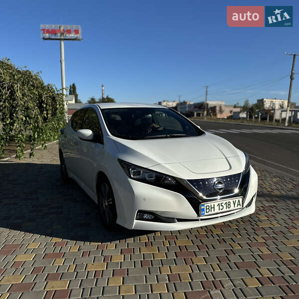Хетчбек Nissan Leaf 2021 в Білгороді-Дністровському