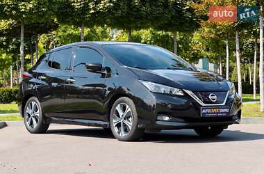 Хэтчбек Nissan Leaf 2021 в Днепре