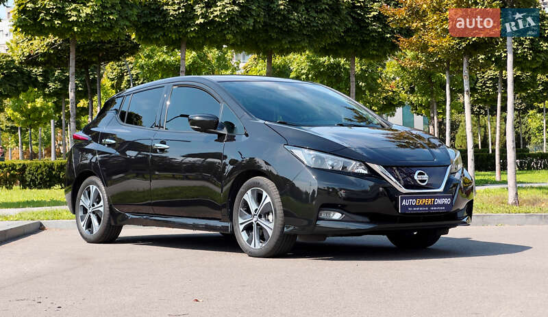 Nissan Leaf 2021
