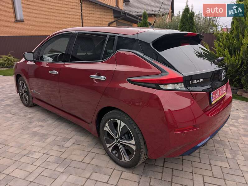 Хэтчбек Nissan Leaf 2018 в Виннице