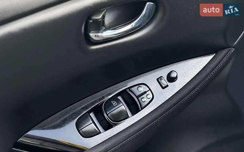 Хэтчбек Nissan Leaf 2018 в Ивано-Франковске
