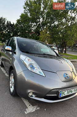 Хетчбек Nissan Leaf 2014 в Львові