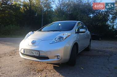 Хэтчбек Nissan Leaf 2016 в Чернигове