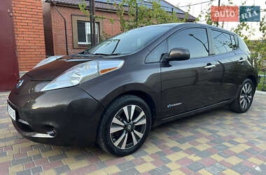Хэтчбек Nissan Leaf 2015 в Виннице
