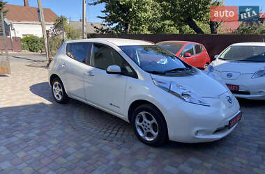Хэтчбек Nissan Leaf 2013 в Черновцах
