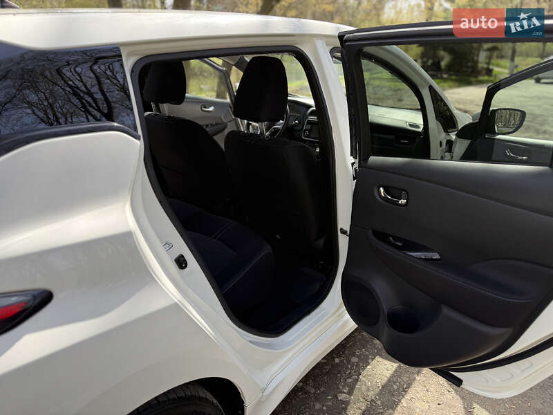 Хэтчбек Nissan Leaf 2018 в Теребовле фото 34 Хэтчбек Nissan Leaf 2018 в Теребовле