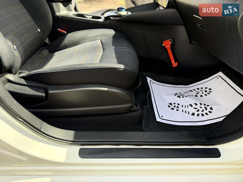 Хэтчбек Nissan Leaf 2018 в Теребовле фото 40 Хэтчбек Nissan Leaf 2018 в Теребовле