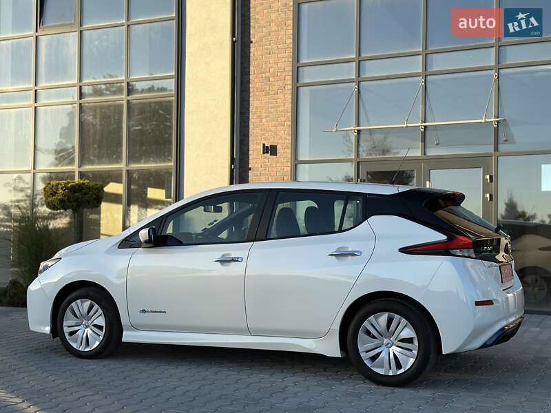 Хэтчбек Nissan Leaf 2019 в Тернополе