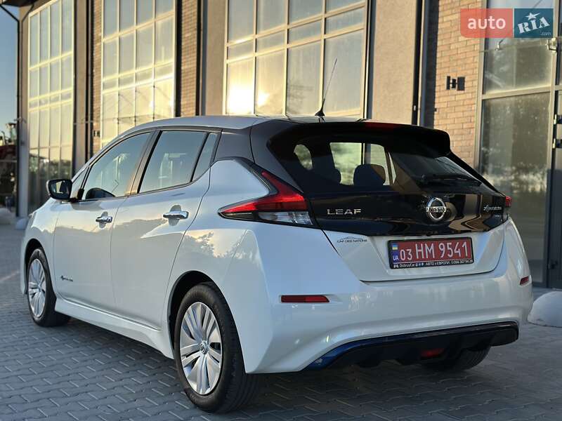 Хэтчбек Nissan Leaf 2019 в Тернополе