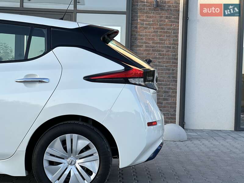 Хэтчбек Nissan Leaf 2019 в Тернополе