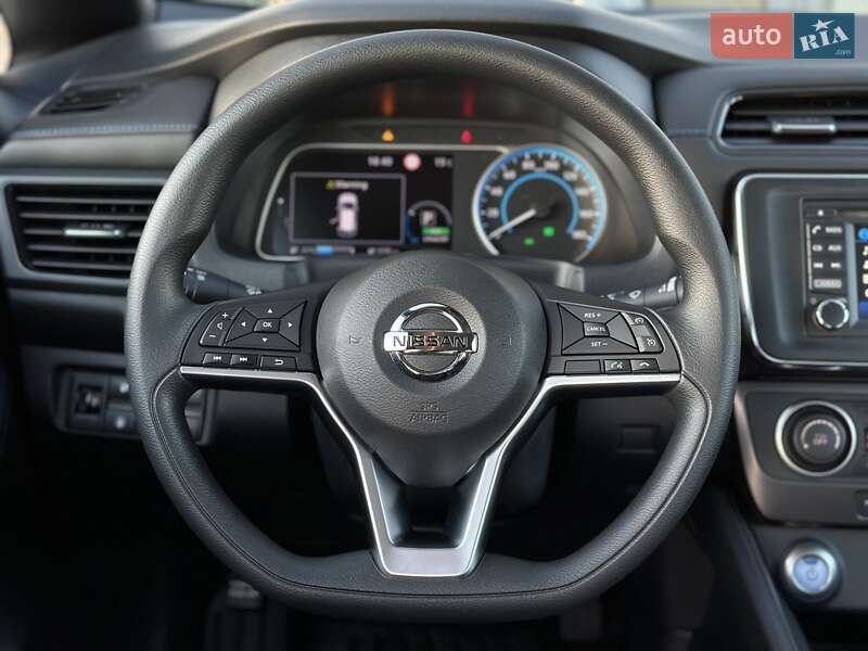 Хэтчбек Nissan Leaf 2019 в Тернополе