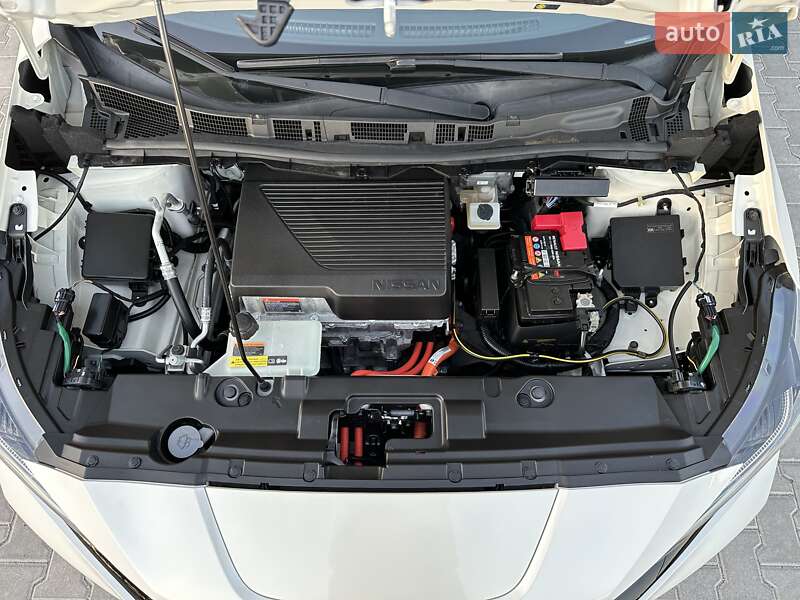 Хэтчбек Nissan Leaf 2019 в Тернополе