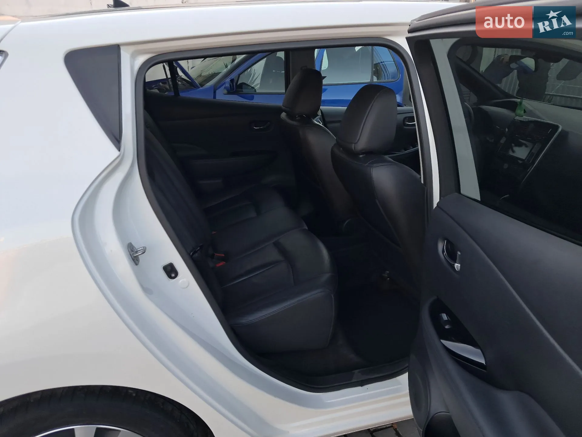 2017 Nissan Leaf - мініатюра 10