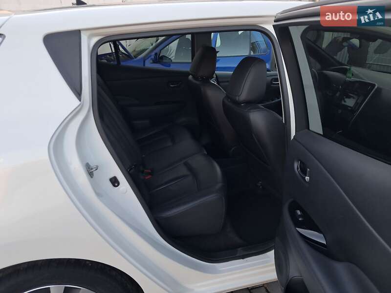 Хэтчбек Nissan Leaf 2017 в Черновцах фото 10 Хэтчбек Nissan Leaf 2017 в Черновцах