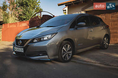 Хэтчбек Nissan Leaf 2019 в Белгороде-Днестровском