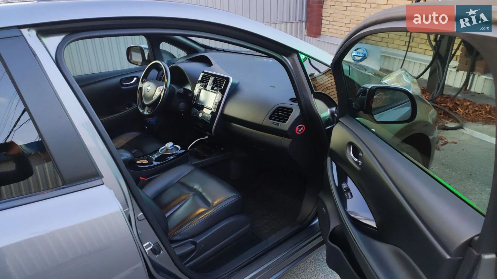 2015 Nissan Leaf - мініатюра 11
