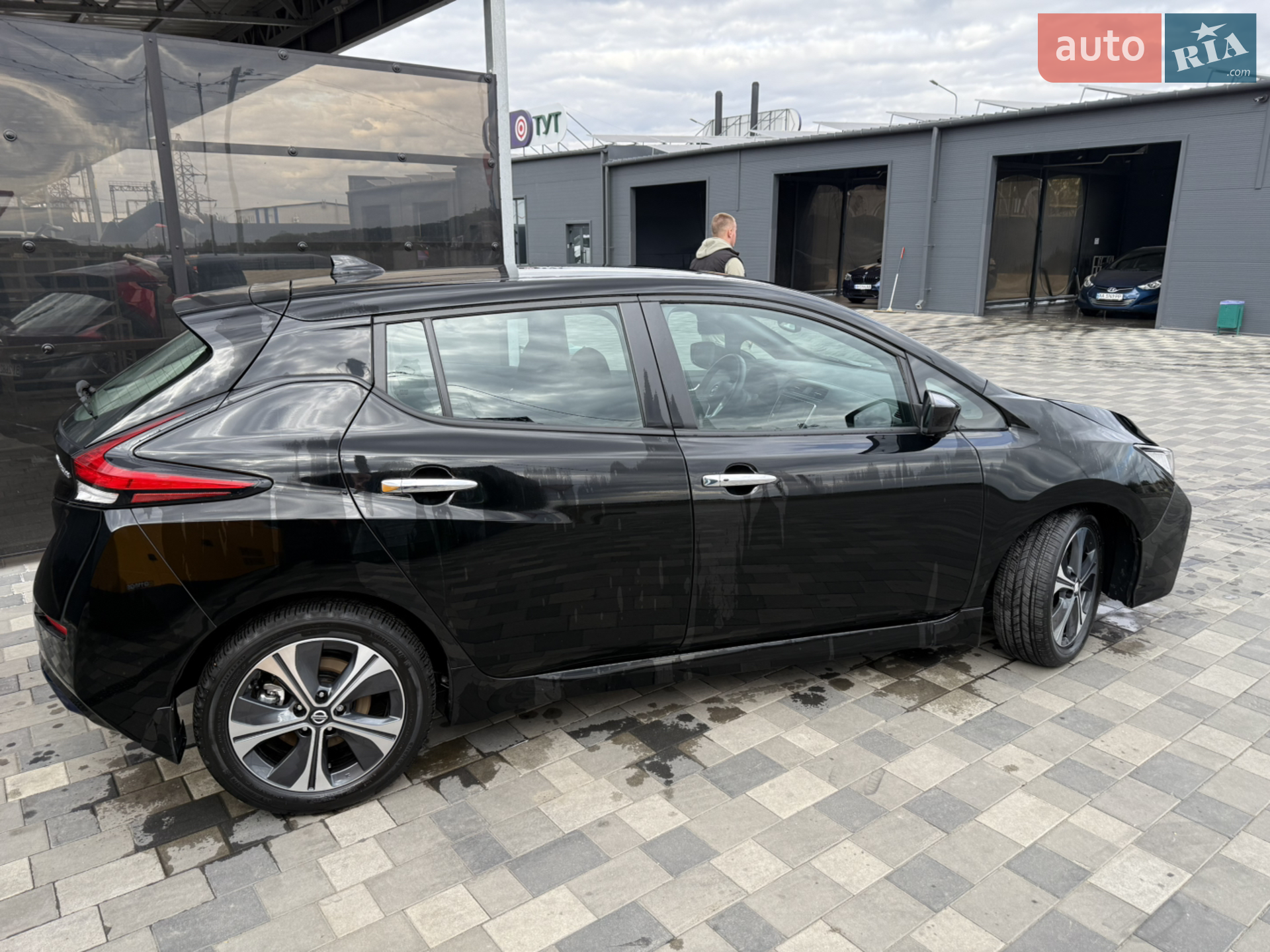 Nissan Leaf 2021 VIN 1N4AZ1CV3MC555610 фото оголошення 9 з 22