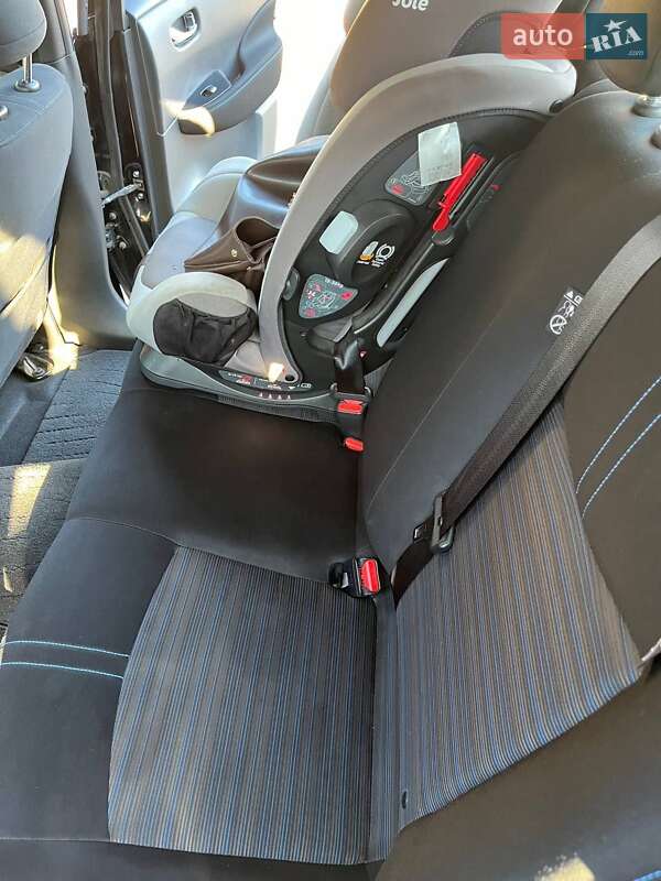 Хэтчбек Nissan Leaf 2018 в Белгороде-Днестровском фото 5 Хэтчбек Nissan Leaf 2018 в Белгороде-Днестровском