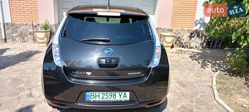 Хэтчбек Nissan Leaf 2014 в Одессе