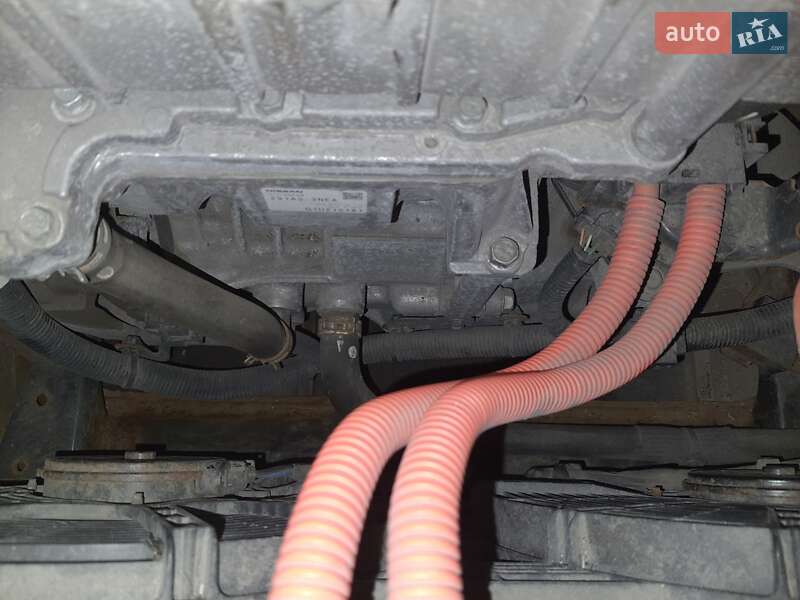 Хэтчбек Nissan Leaf 2016 в Хмельницком фото 10 Хэтчбек Nissan Leaf 2016 в Хмельницком