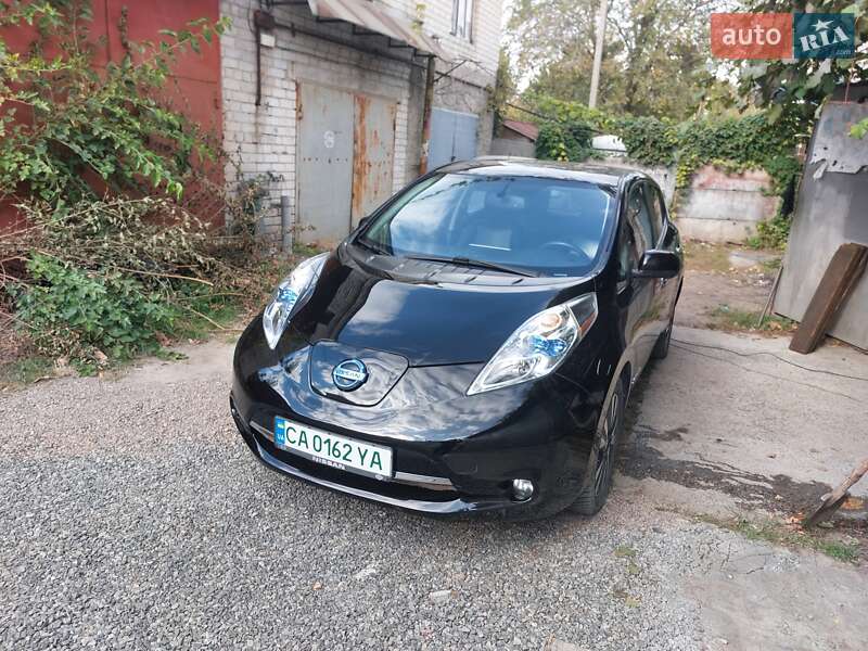 Хэтчбек Nissan Leaf 2014 в Черкассах