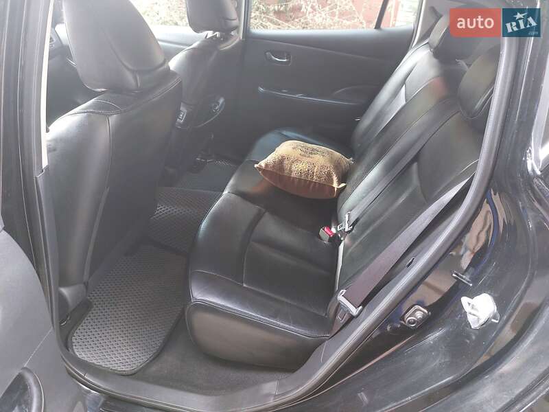 Хэтчбек Nissan Leaf 2014 в Черкассах