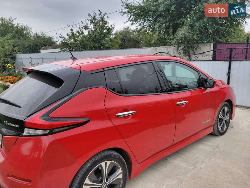 Хэтчбек Nissan Leaf 2018 в Виннице фото 4 Хэтчбек Nissan Leaf 2018 в Виннице
