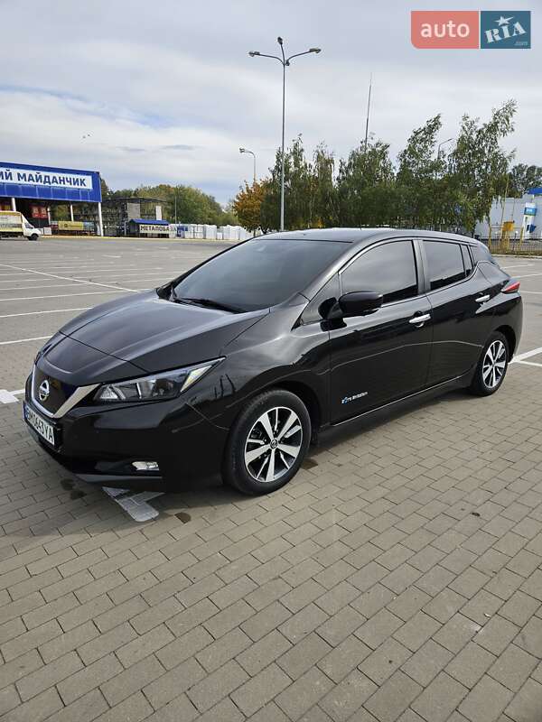 Хэтчбек Nissan Leaf 2019 в Сумах