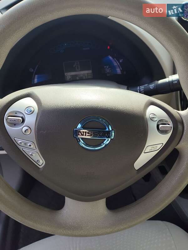 Хэтчбек Nissan Leaf 2011 в Ковеле фото 17 Хэтчбек Nissan Leaf 2011 в Ковеле