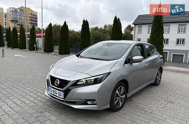 Хэтчбек Nissan Leaf 2019 в 