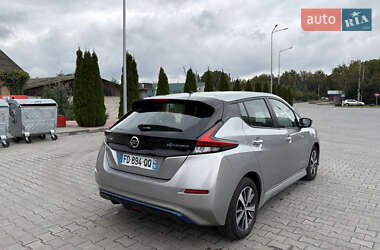 Хэтчбек Nissan Leaf 2019 в 