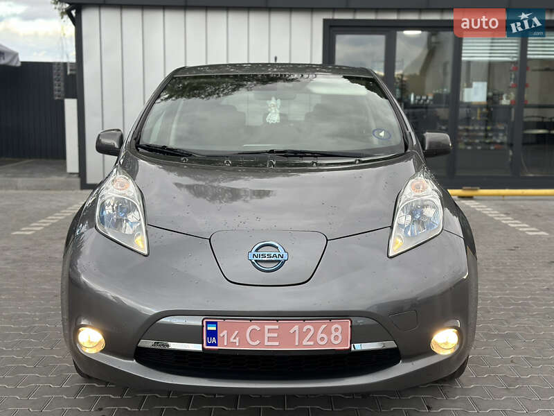 Хэтчбек Nissan Leaf 2013 в Владимире