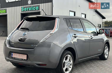 Хетчбек Nissan Leaf 2013 в 