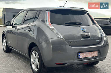 Хетчбек Nissan Leaf 2013 в 