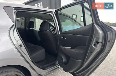 Хетчбек Nissan Leaf 2013 в 