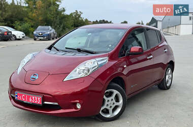 Хэтчбек Nissan Leaf 2014 в 